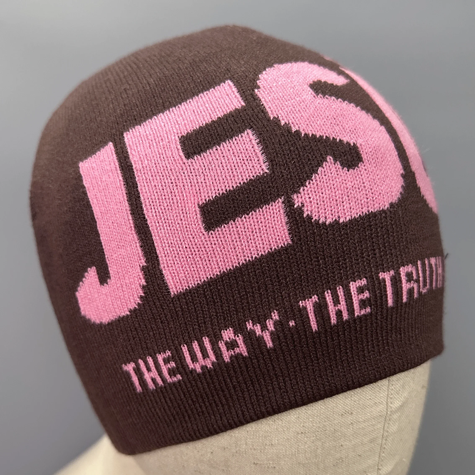 Gorro de lana con el nombre de JESÚS · The way · The truth · The life [5 colores  elegir]